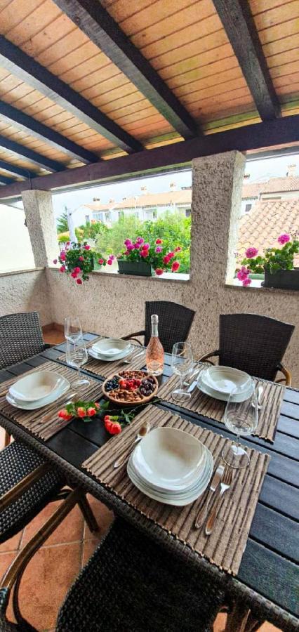 Home Away From Home 2 Poreč Exterior foto
